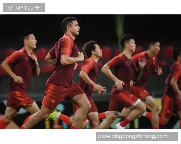 足球脚热身的重要性与科学方法解析助你提升比赛表现